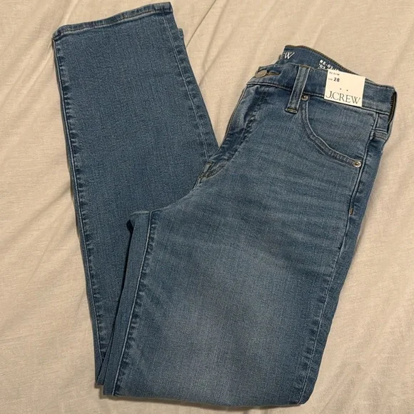 J.Crew NWT Mid-rise slim jean in 2003 super-stretch in remi kara wash - Picture 4 of 6